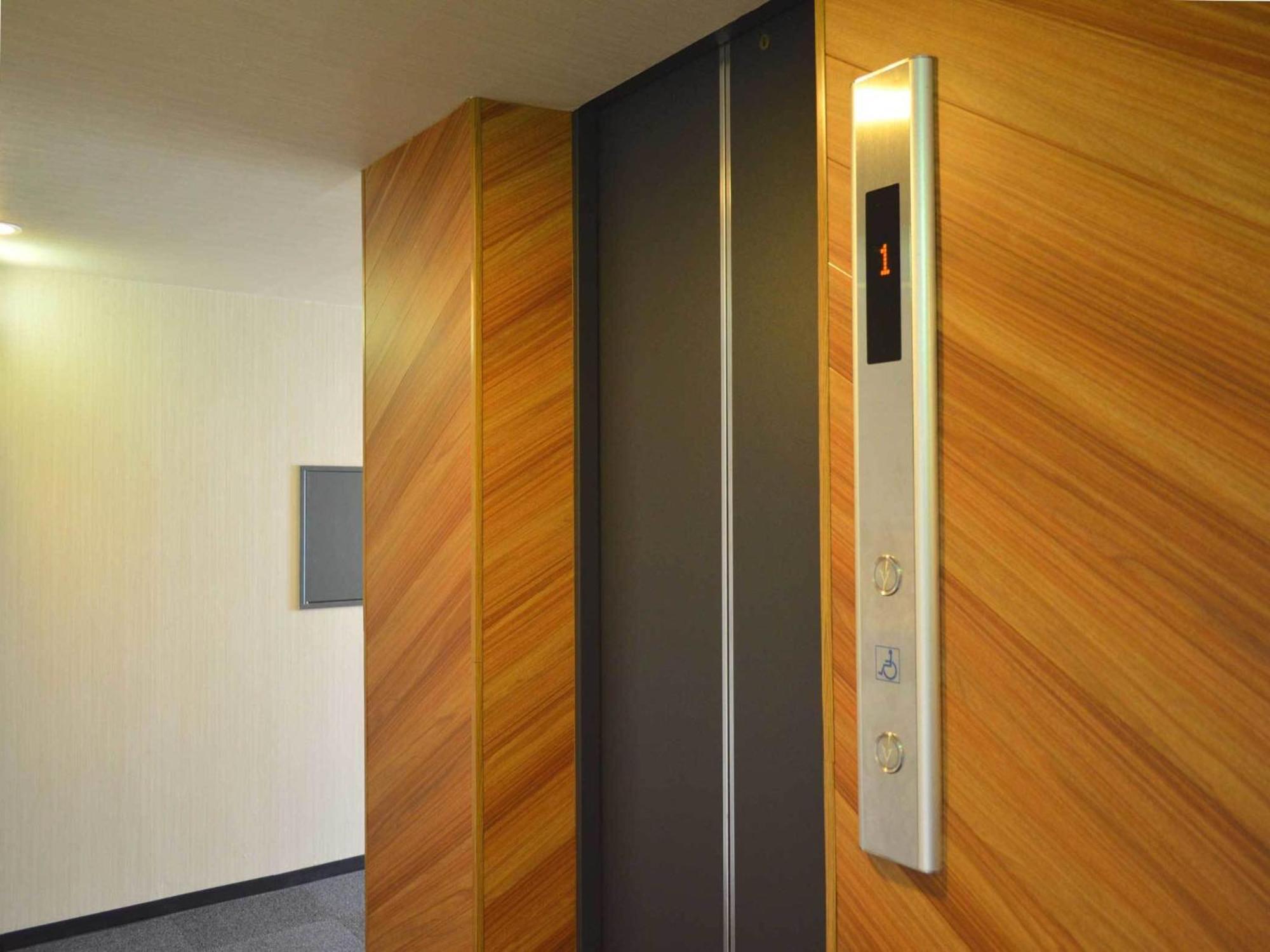 Shizuoka Victoria Hotel ภายนอก รูปภาพ